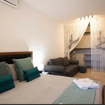 Tesoro Bed & Breakfast *